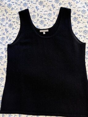 Neiman Marcus The Cashmere Collection Black
Cashmere Tank Top Plus size 2X Layer